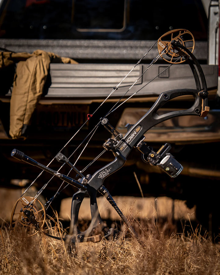 PSE 2026 Mach 30 DS Carbon Compound Hunting Bow