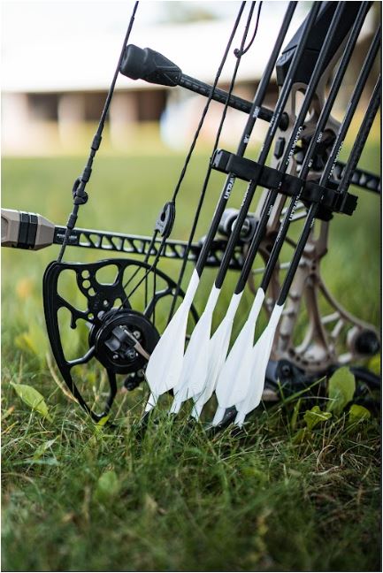 Ultraview UV 1K Fletched Arrows 6pk – Feathers & Antlers Outdoors